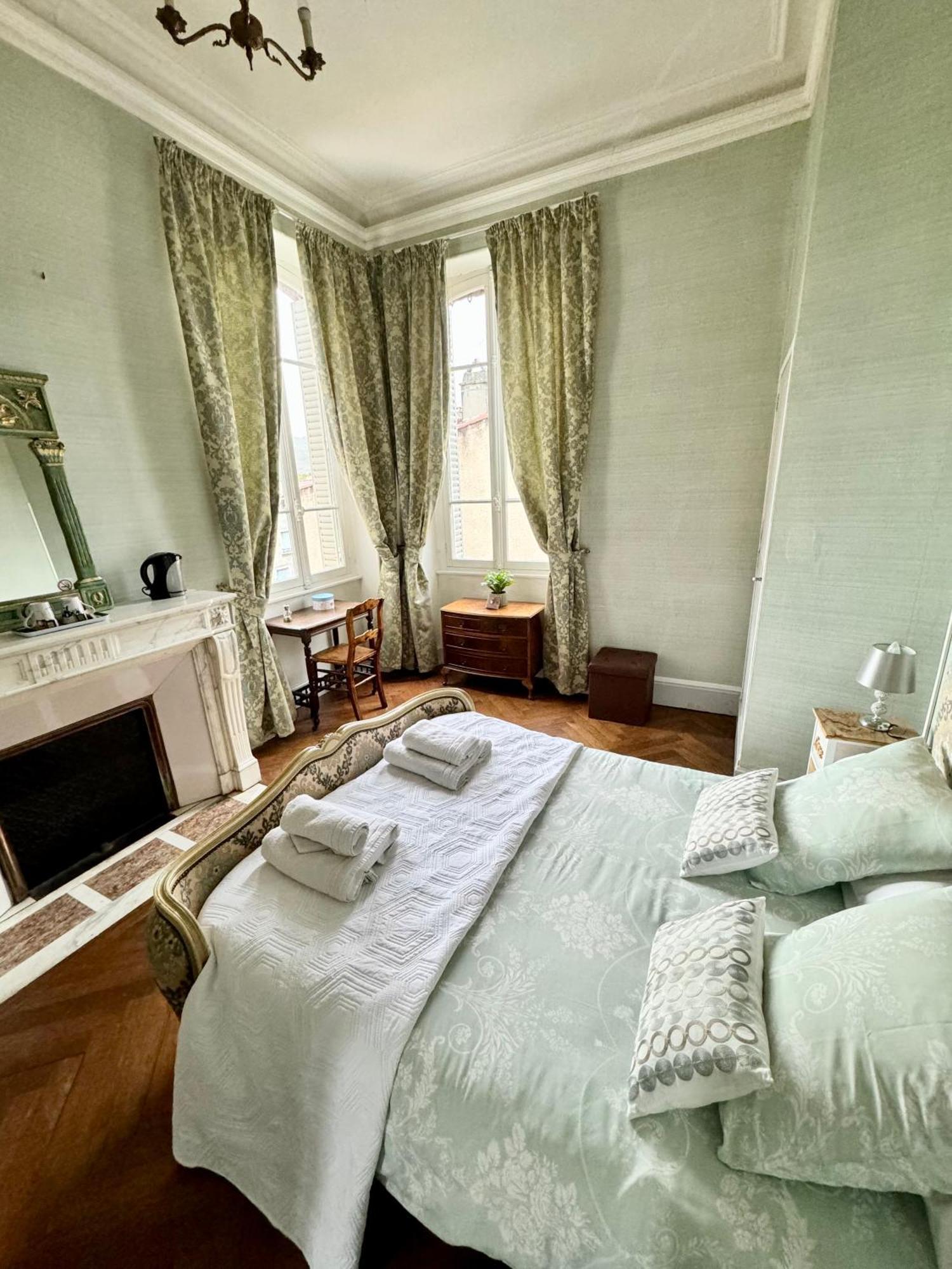 La Maison D'Hotes Du Chapelier Espéraza Esterno foto