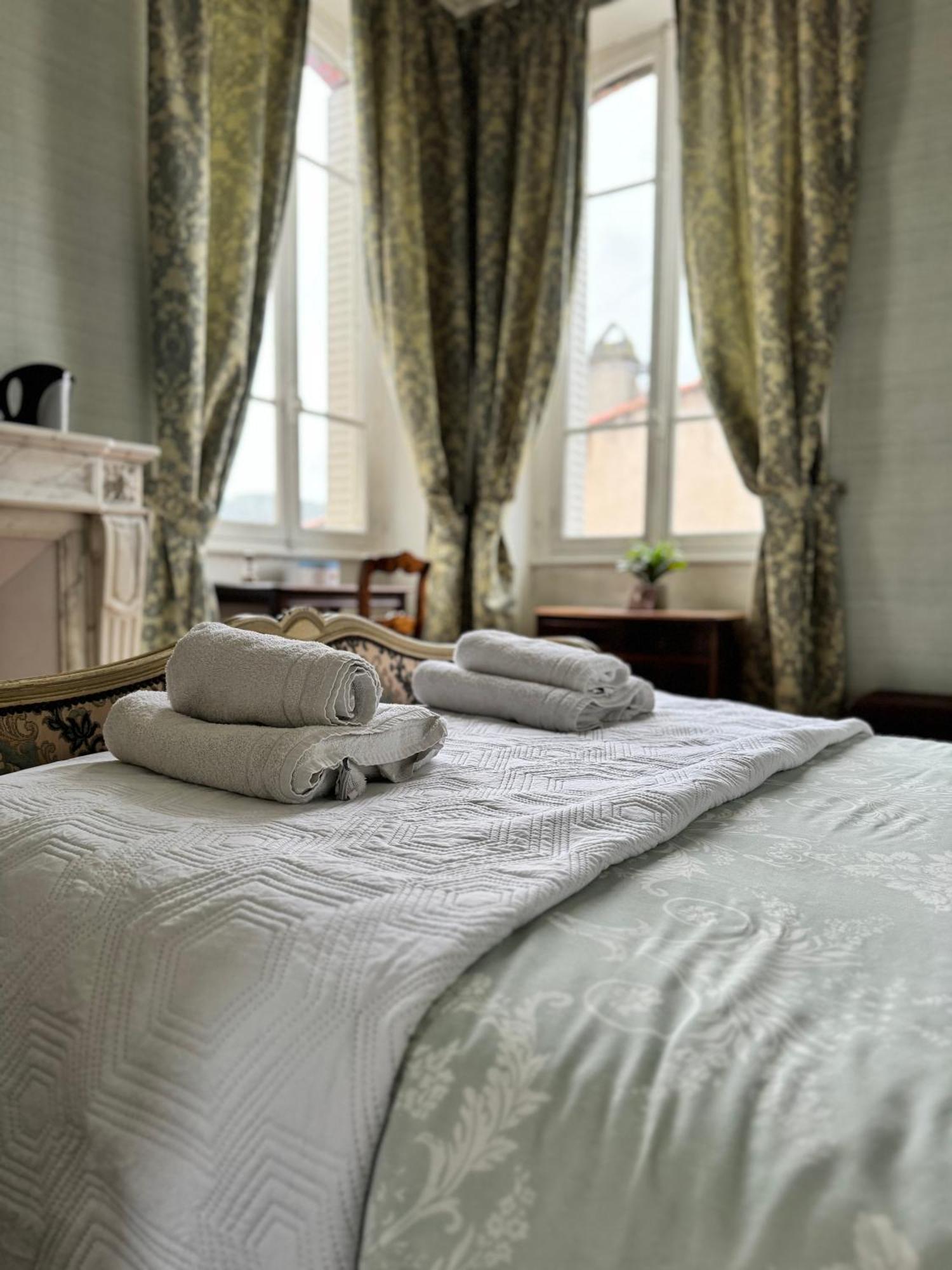 La Maison D'Hotes Du Chapelier Espéraza Esterno foto